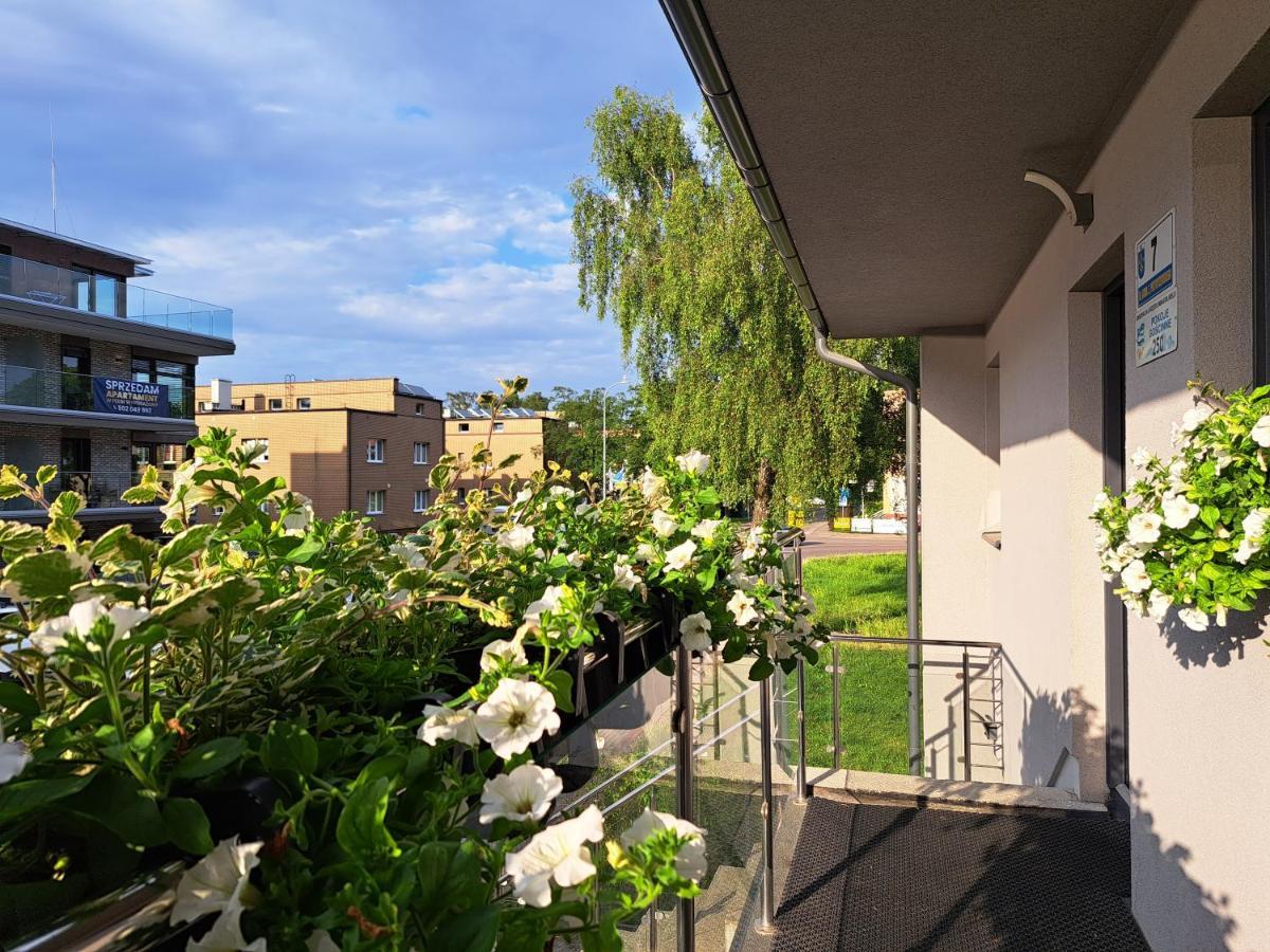 Domek W Parku Hel Exteriör bild